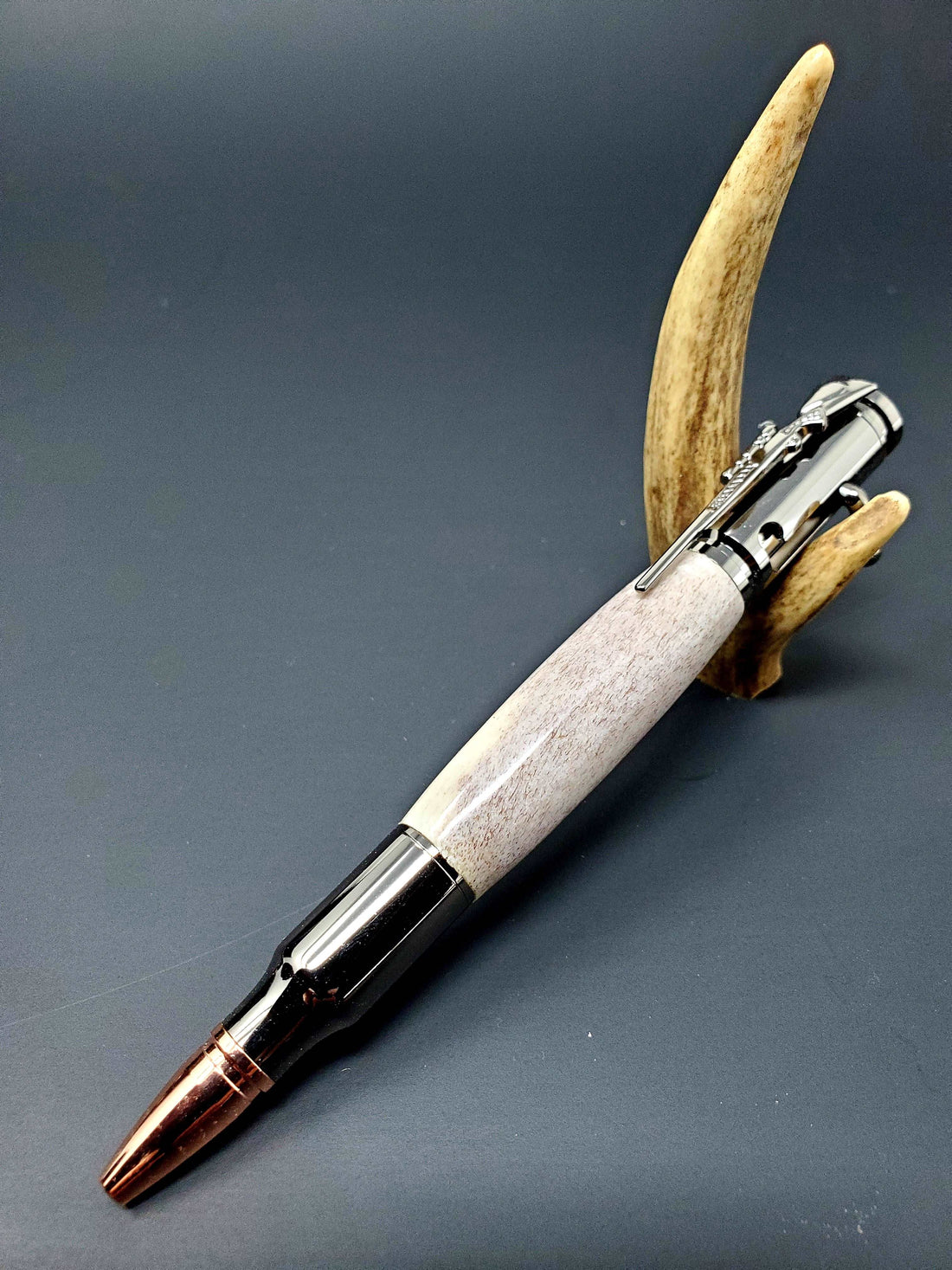 Hand-Turned Antler Bullet Pen – A Unique Blend of Elegance and Precision