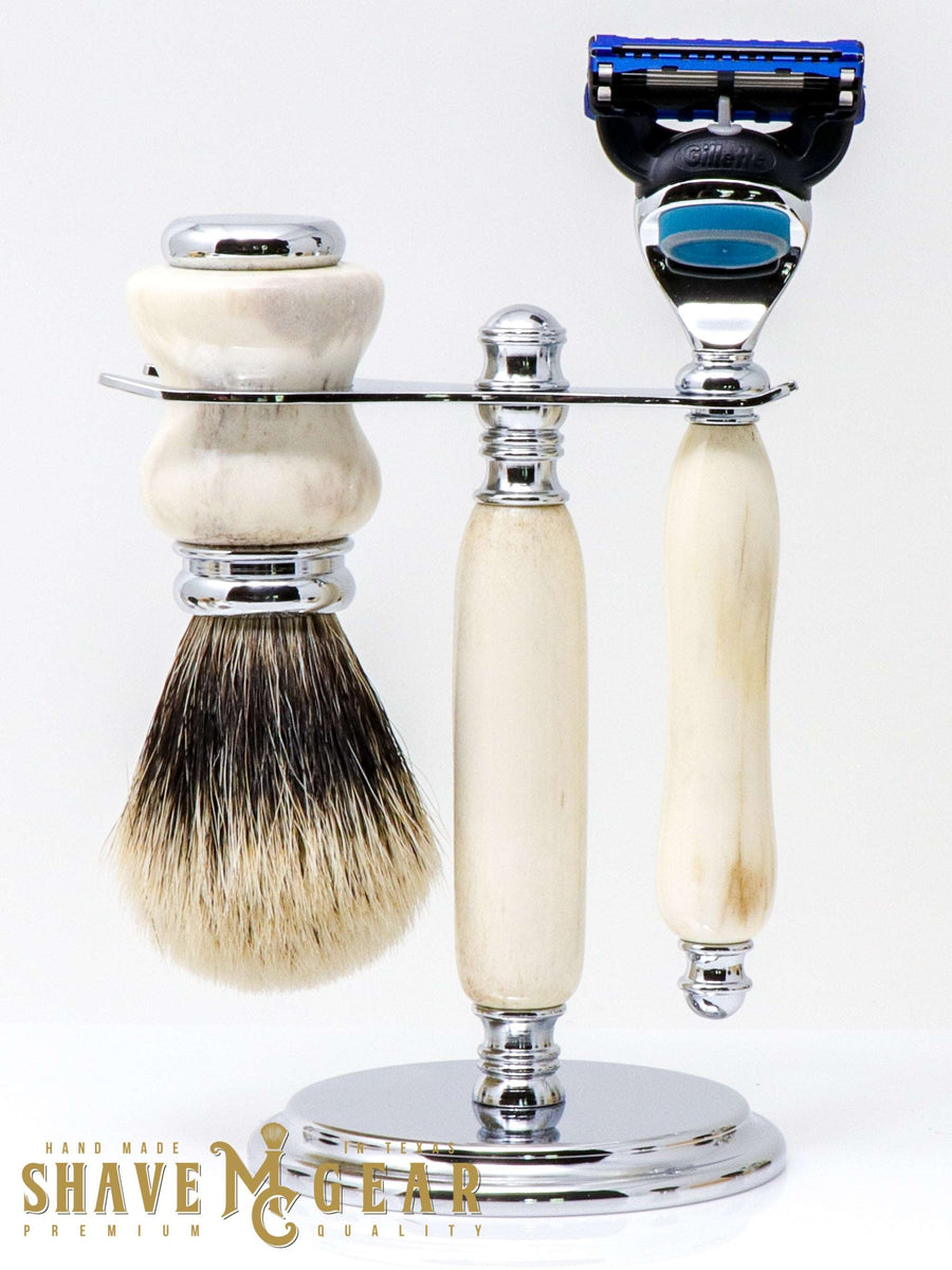 Hand-turned Premium Razor Set with Badger Shave Brush in Antler