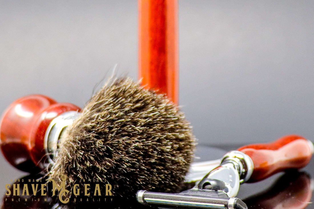 hand made razor set with badger brush in padauk wood from africa